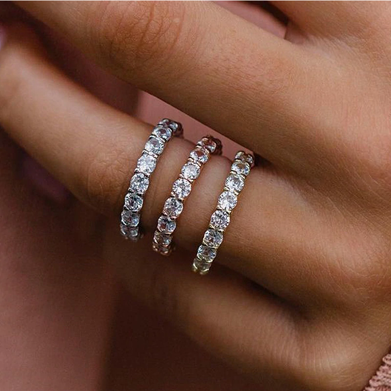 Eliška – Diamantring med dobbelt bånd.