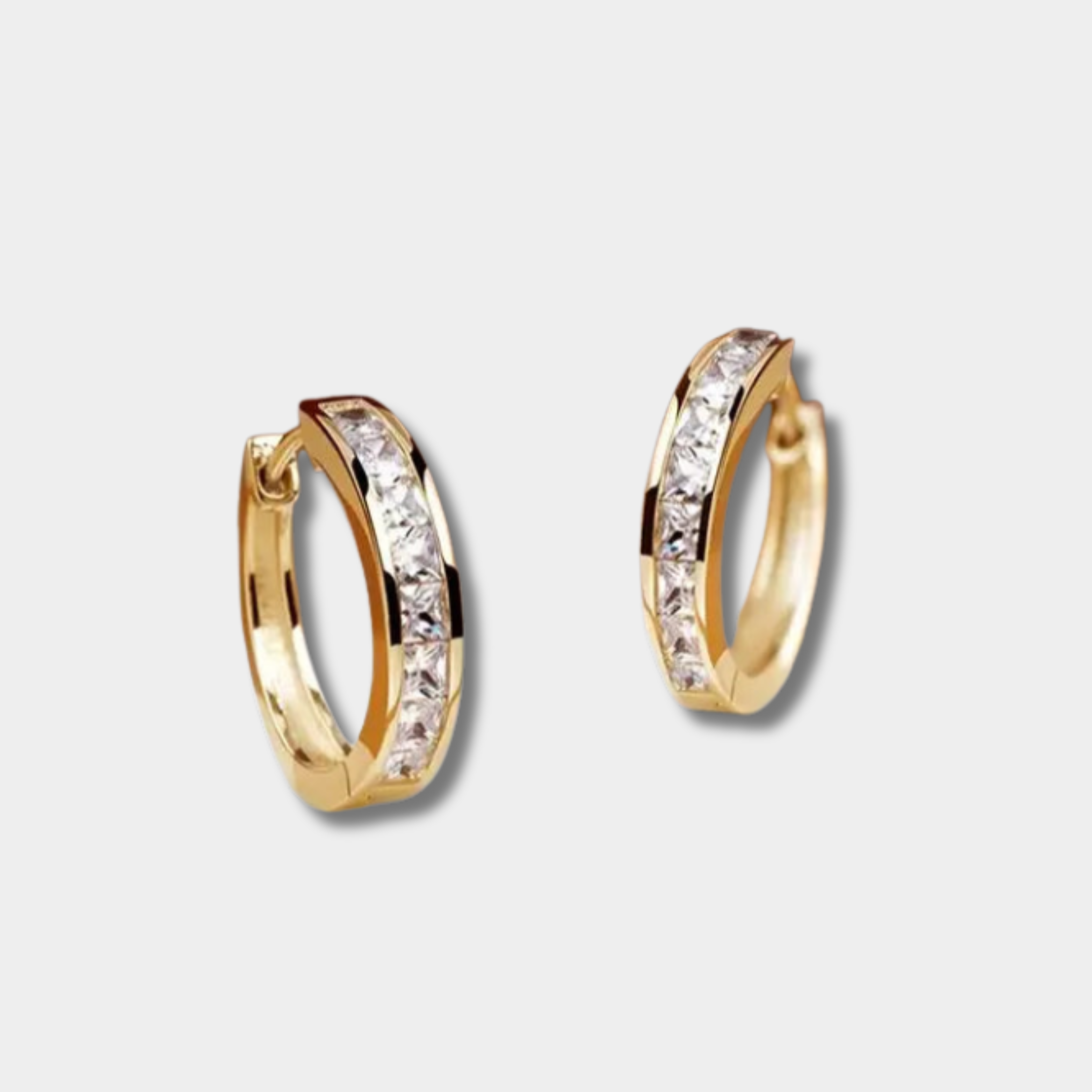 Pavlína - Elegante guldøreringe med krystaller