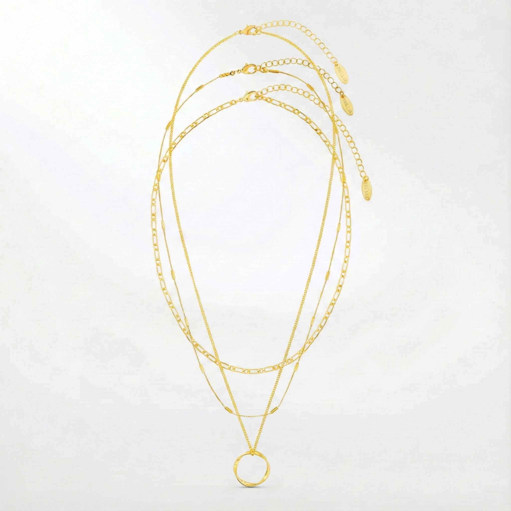 Åben halskæde med tre rækker