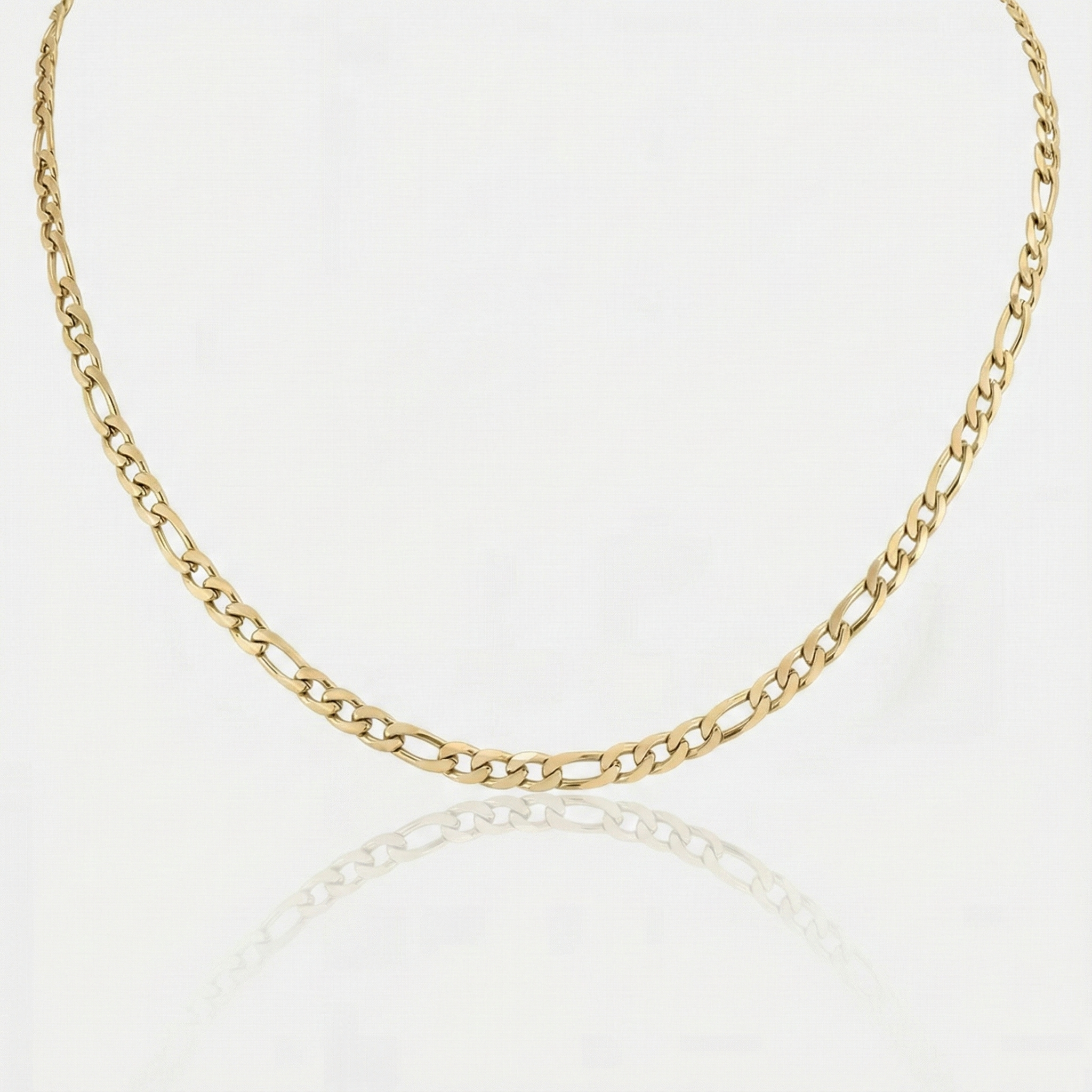 Valerie – Guldhalskæde med en simpel struktur af led.