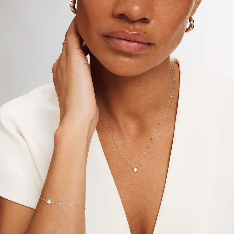 Pulsera Klára med moissanitsten